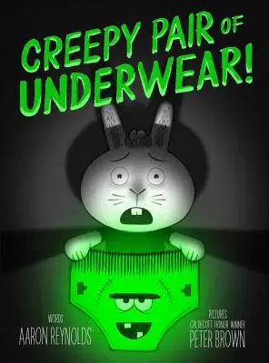 Une paire de sous-vêtements effrayante ! - Creepy Pair of Underwear!