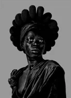 Zanele Muholi : Somnyama Ngonyama, Hail the Dark Lioness (Salut à la lionne sombre) - Zanele Muholi: Somnyama Ngonyama, Hail the Dark Lioness