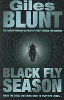 La saison des mouches noires - Black Fly Season