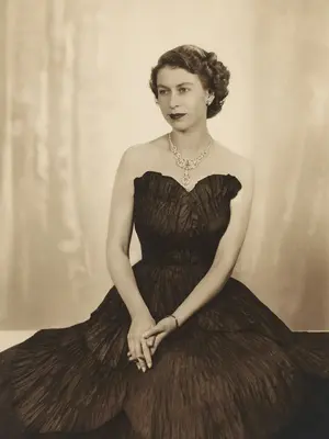 Elizabeth II : Princesse, Reine, Icône - Elizabeth II: Princess, Queen, Icon