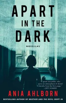 À part dans l'obscurité : Novellas - Apart in the Dark: Novellas