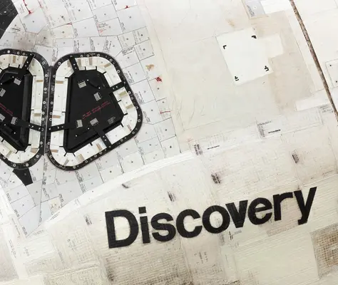 Les avions orbitaux : Une vision personnelle de la navette spatiale : Photographies de Roland Miller - Orbital Planes: A Personal Vision of the Space Shuttle: Photographs by Roland Miller