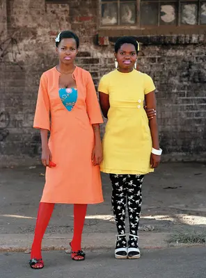 Événements sociaux : Portrait et agence collective : Photographie africaine de la collection Walther - Events of the Social: Portraiture and Collective Agency: African Photography from the Walther Collection