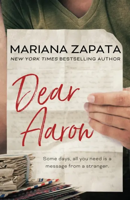 Dear Aaron - Par l'auteur du sensationnel succès TikTok, FROM LUKOV WITH LOVE, et la reine de la slow-burn romance ! - Dear Aaron - From the author of the sensational TikTok hit, FROM LUKOV WITH LOVE, and the queen of the slow-burn romance!