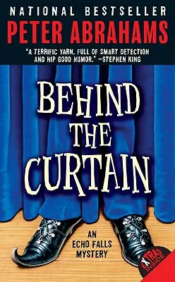 Derrière le rideau - Behind the Curtain