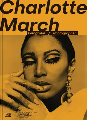 Charlotte March : Photographe - Charlotte March: Photographer