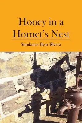 Le miel dans un nid de frelons - Honey in a Hornet's Nest