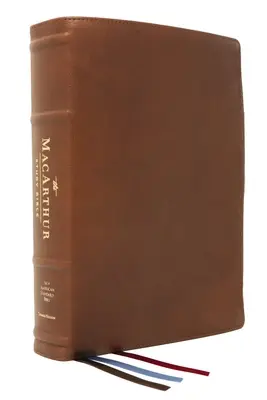 Nasb, Bible d'étude MacArthur, 2e édition, cuir de chèvre de première qualité, marron, Premier Collection, Comfort Print : La Bible d'étude MacArur, 2e édition, cuir de peau de première qualité, marron, première collection, impression confortable : la vérité de Dieu, un verset à la fois - Nasb, MacArthur Study Bible, 2nd Edition, Premium Goatskin Leather, Brown, Premier Collection, Comfort Print: Unleashing God's Truth One Verse at a Ti
